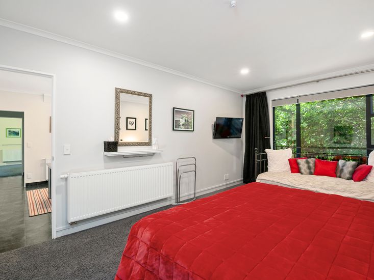 Acacia Bay Retreat Acacia Bay Holiday Home Bachcare NZ