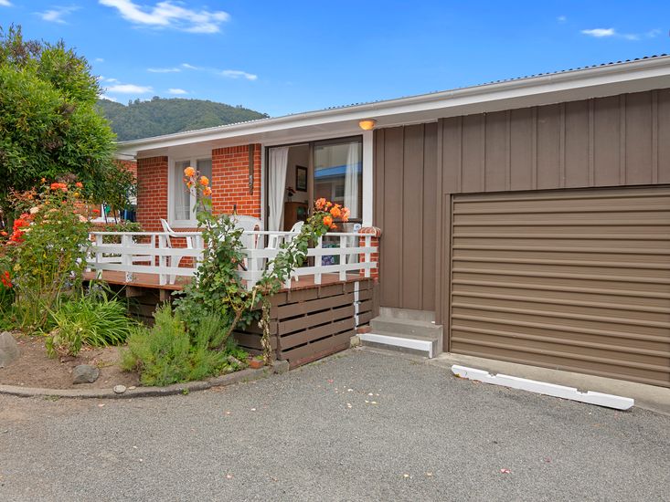 The Picton Family Retreat Picton Unit Bachcare NZ