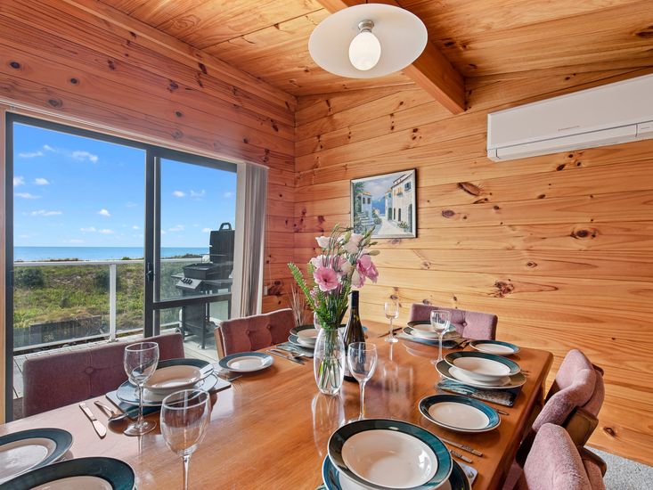 Oceanside Bach Mount Maunganui Holiday Home Bachcare NZ