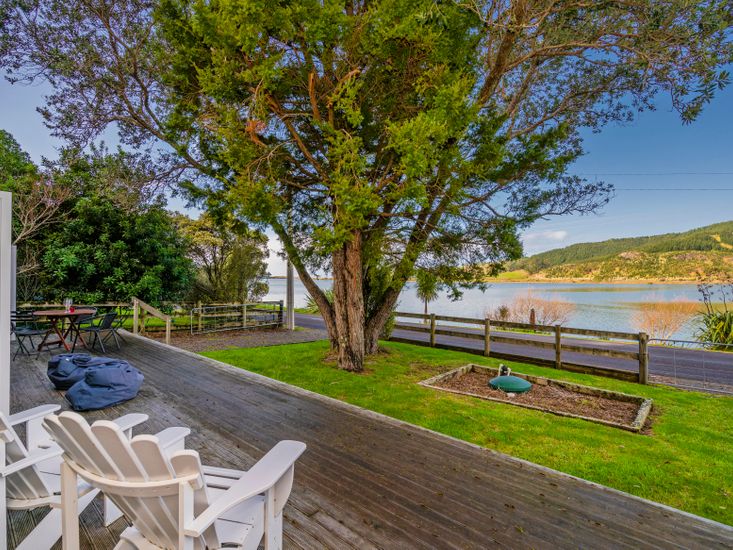 Opoutere Oasis Opoutere Holiday Home Bachcare NZ