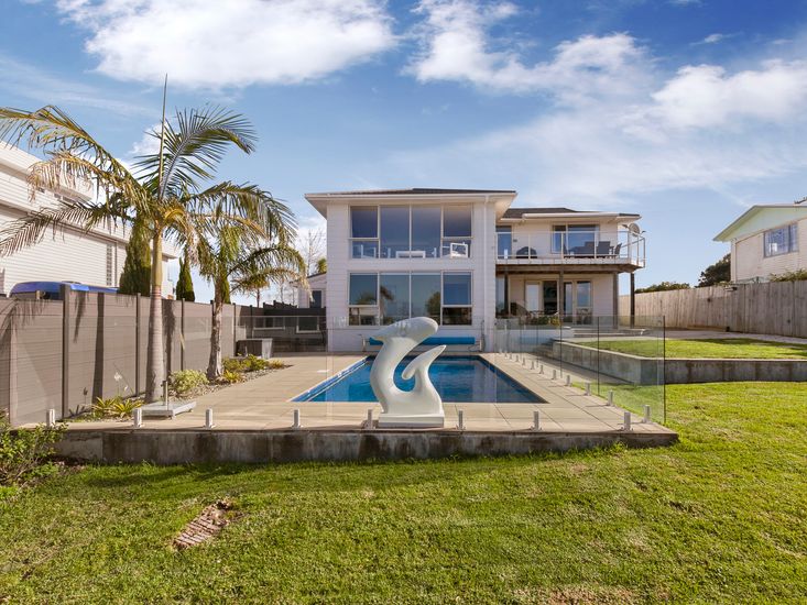 Algies Bay Holiday Homes & Bachcare NZ