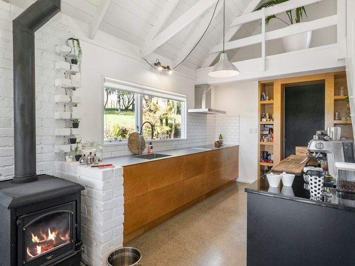 The House The Lodge Te Horo Bachcare NZ