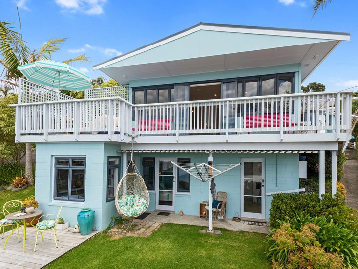 Waipu Cove Palm Cottage Waipu Cove Holiday Home Bachcare NZ