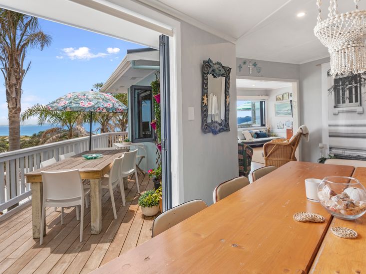Waipu Cove Palm Cottage Waipu Cove Holiday Home Bachcare NZ