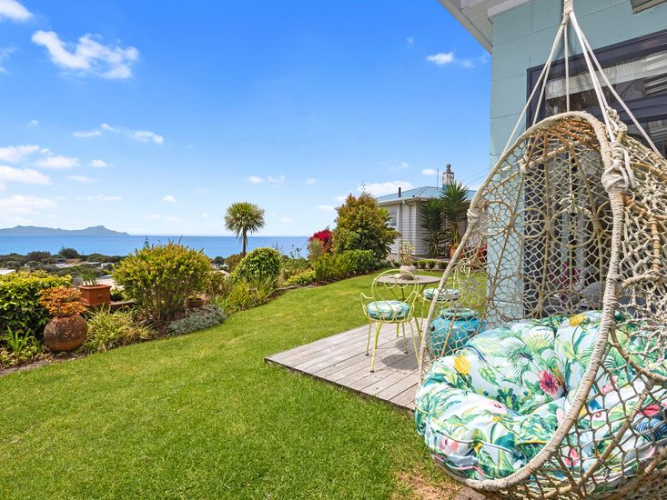 Waipu Cove Palm Cottage Waipu Cove Holiday Home Bachcare NZ