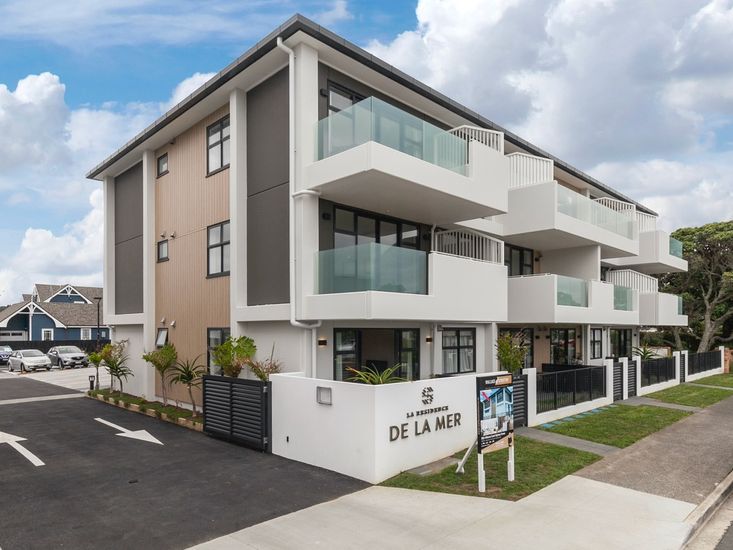 Residence De La Mer Orewa Holiday Apartment Bachcare Nz