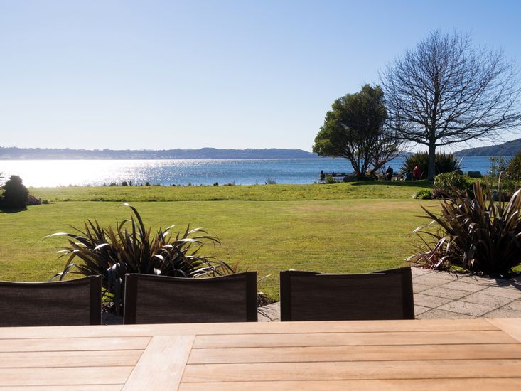 Gemini Shores Rotorua Holiday Home Bachcare NZ