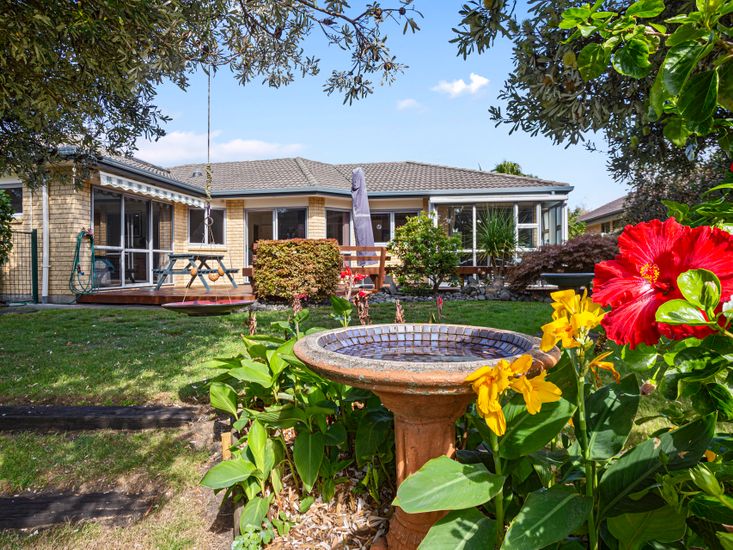 bowentown accommodation