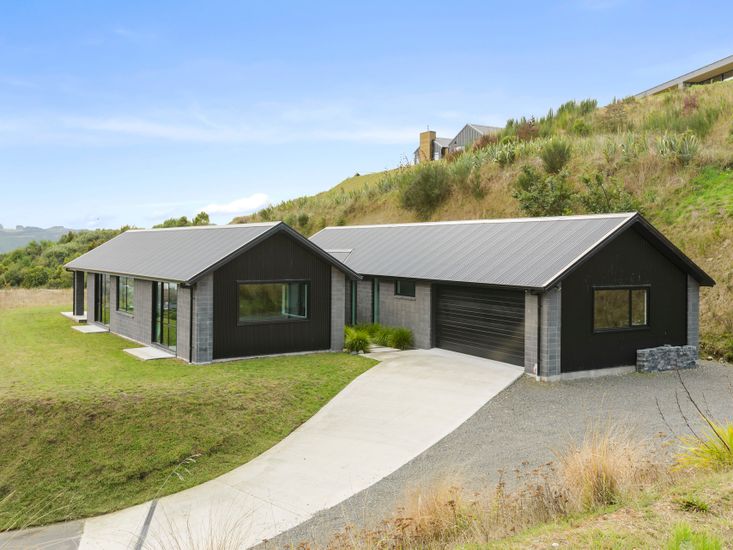 Raptor's Haven Kinloch Holiday Home Bachcare NZ