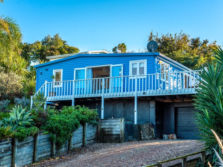 Waiheke Island Bachcare Holiday Homes