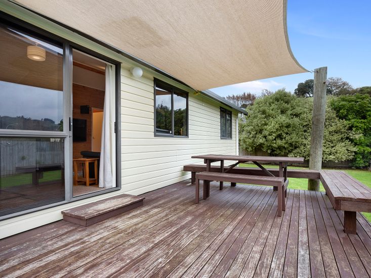 Relax Cabin Waihi Beach Holiday Home Bachcare NZ