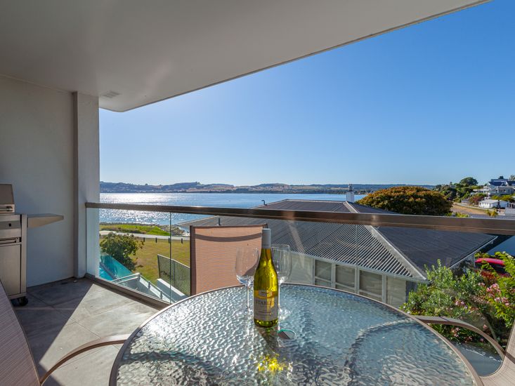 Waimahana 11 Taupo Holiday Apartment Bachcare NZ