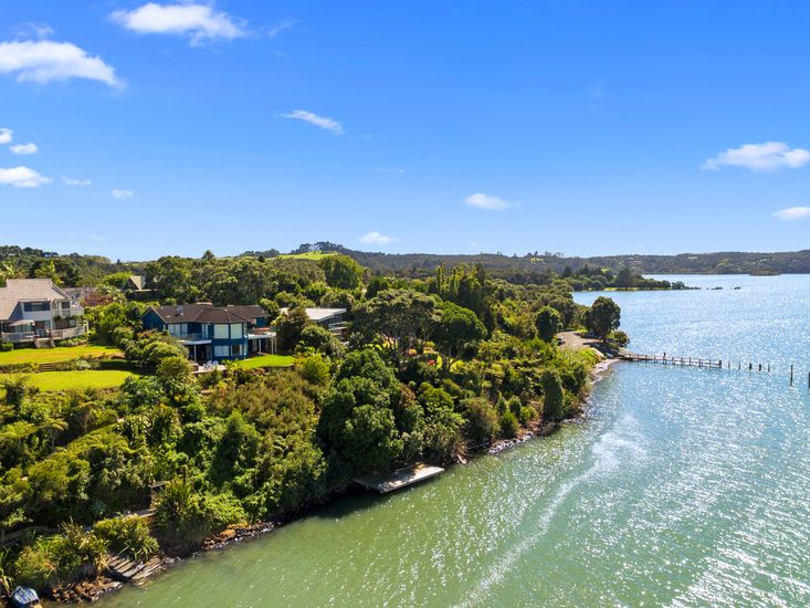 The Palm House - Kerikeri Holiday Home - Bachcare NZ