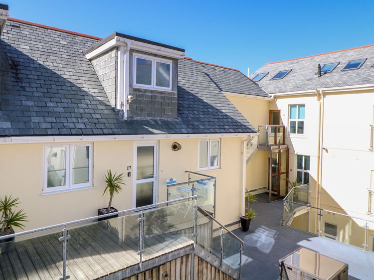 17 At The Beach Slapton South West Coast Path Self Catering
