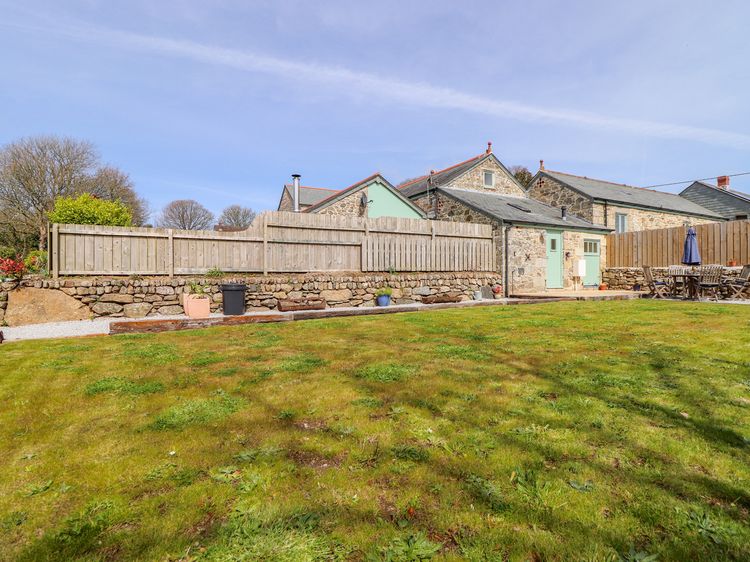 Hideaway Barn Praa Sands Millpool Self Catering Holiday Cottage