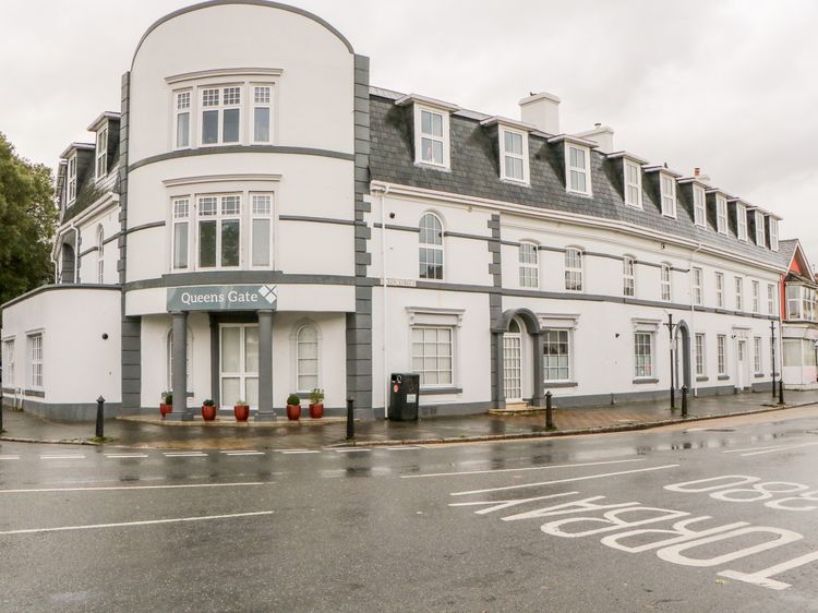 Apartment 18 Newton Abbot Devon Self Catering Holiday Cottage