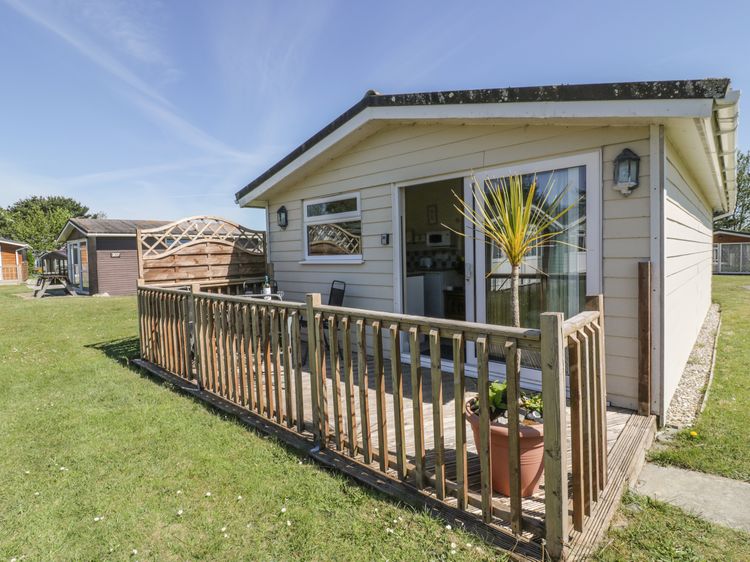 Chalet 186 St Merryn Rosken Cornwall Self Catering Holiday