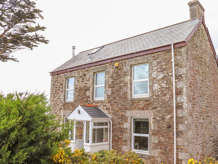 Heliview Cottage Newquay Trevithick Self Catering Holiday