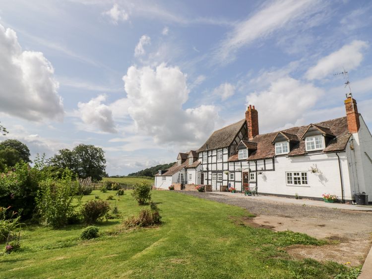 The Farmhouse Ledbury Hollybush Self Catering Holiday Cottage