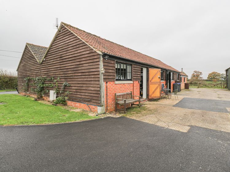 The Cider Barn West Knoyle Knowl South Of England Self