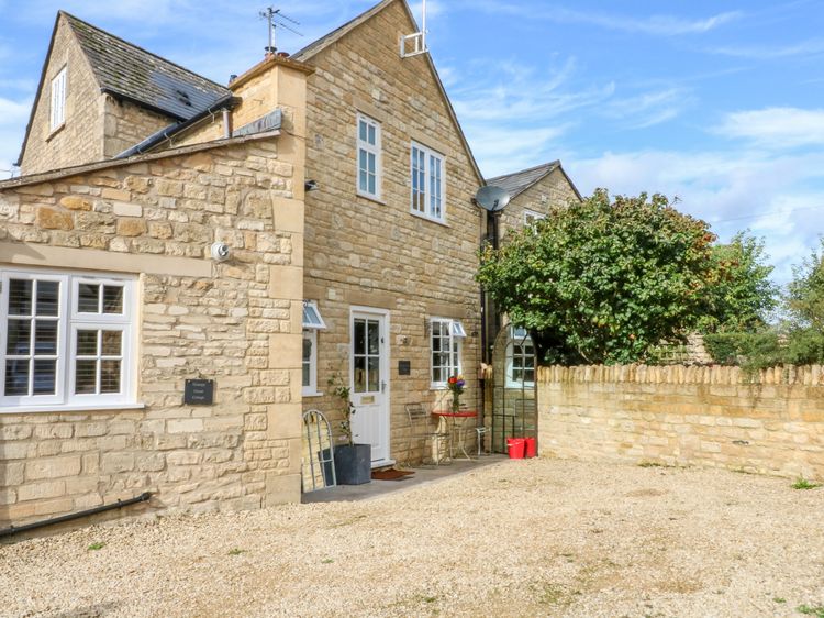 Grumpy Goose Cottage Winchcombe Self Catering Holiday Cottage