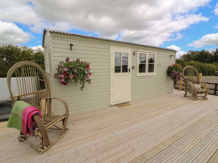 Marches Way Rhayader Beili Neuadd Self Catering Holiday Cottage