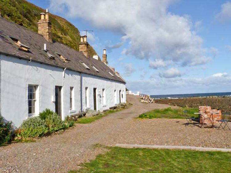 Shoreside Cottage Burnmouth Self Catering Holiday Cottage