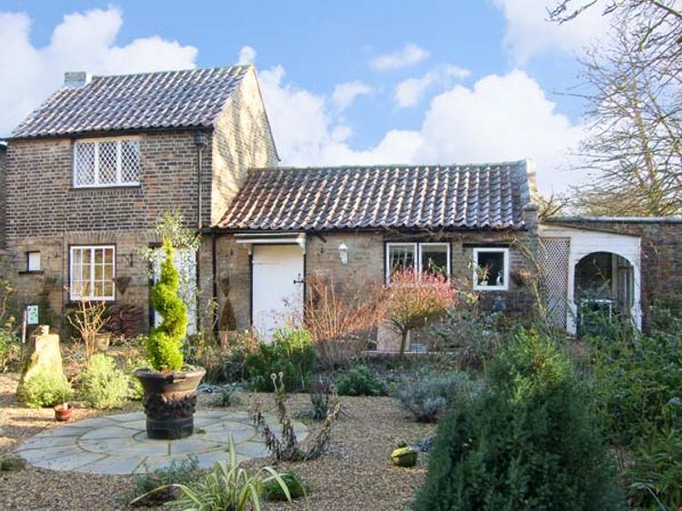 Pixie Cottage Thorney East Anglia Self Catering Holiday