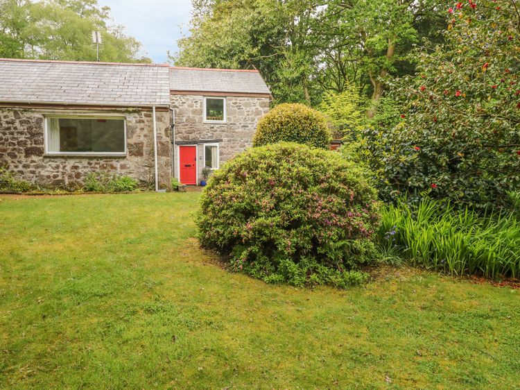 Walden Pond Par Bodelva Cornwall Self Catering Holiday Cottage