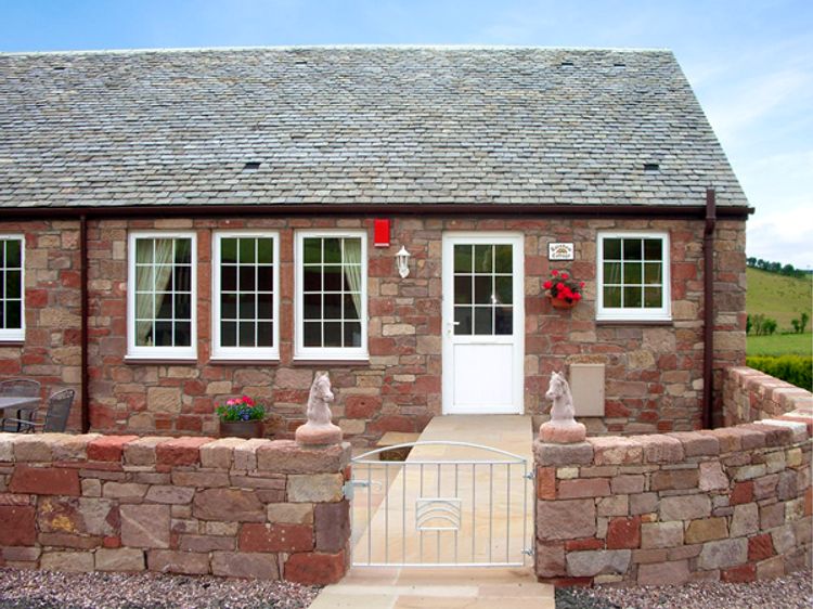 Rainbow Cottage Maybole Ayr Self Catering Holiday Cottage