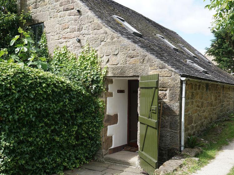 Spout Cottage Gratton Dale End Peak District Self Catering