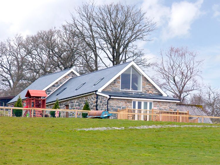 Y Beudy Bala Self Catering Holiday Cottage