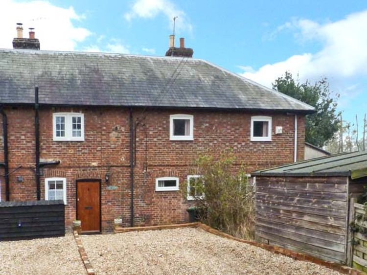 3 Apsley Cottages Chartham South Of England Self Catering
