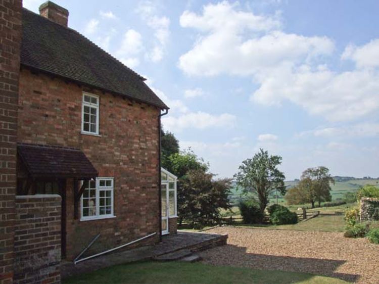 Orchard Cottage Ashendon Aylesbury Self Catering Holiday Cottage