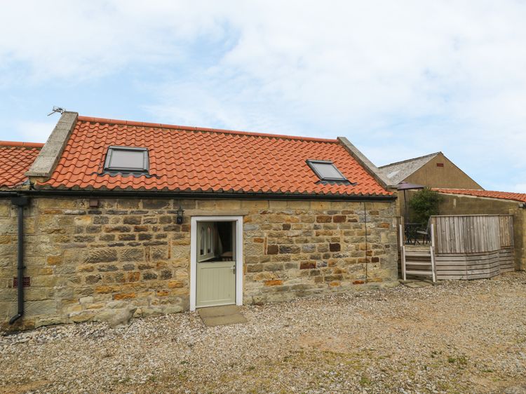 Barn Cottage Robin Hood S Bay Raw North York Moors And Coast