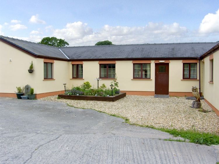 Barn Cottage Laugharne Llandawke Self Catering Holiday Cottage