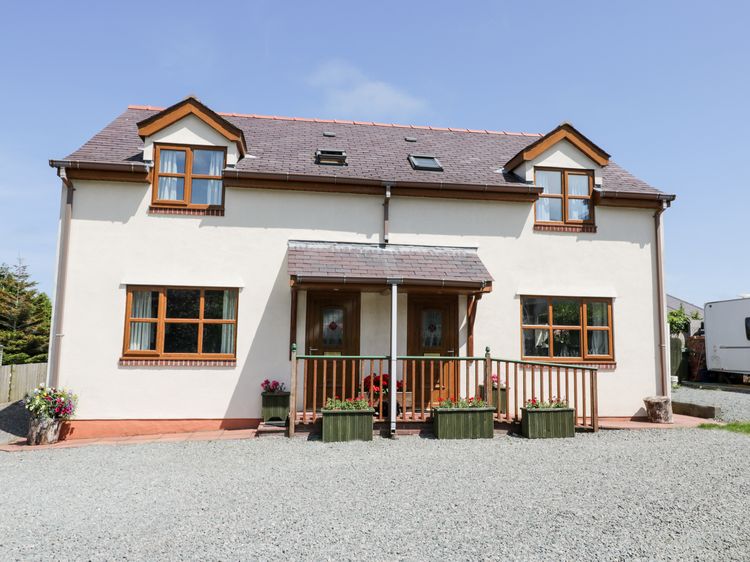 Beech Cottage Benllech Self Catering Holiday Cottage