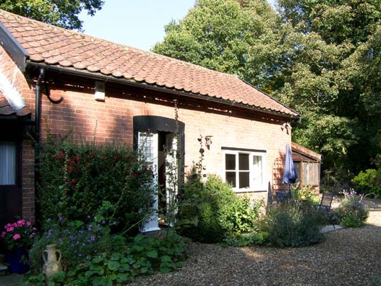 Daffodil Cottage Waldringfield Waldringfield Heath East