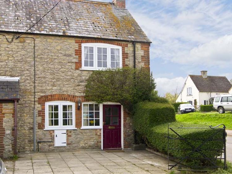 Candy Cottage Thornford Dorset And Somerset Self Catering