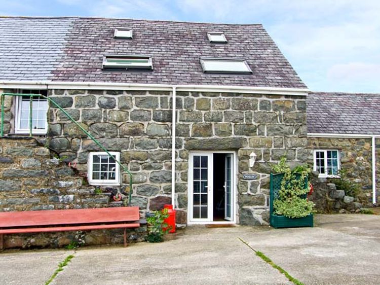 Penllyn Pwllheli Self Catering Holiday Cottage