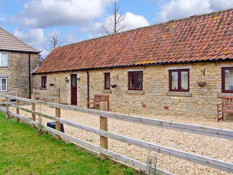 Cow Byre Cottage Charlton Malmesbury Self Catering Holiday