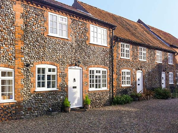 Carpenters Cottage Holt East Anglia Self Catering Holiday