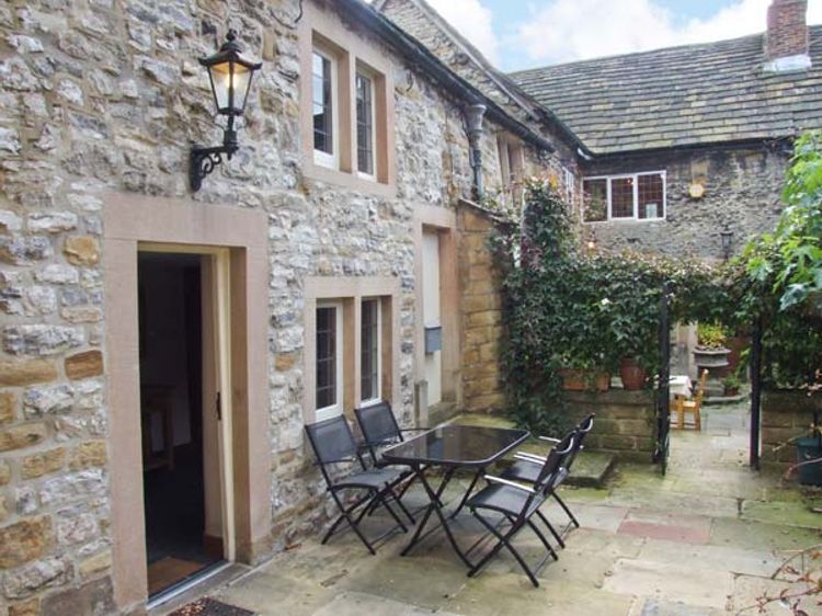 Kings Court Cottage Bakewell Peak District Self Catering