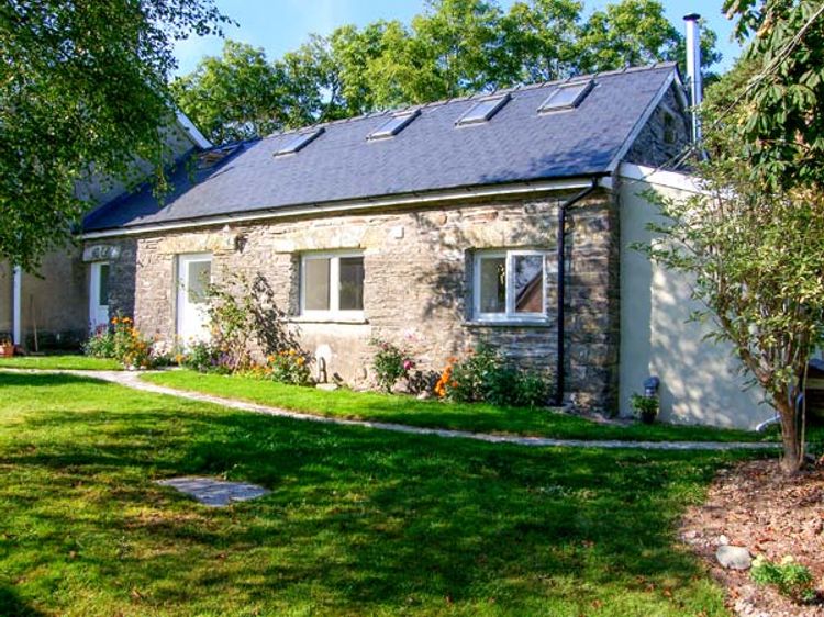 The Old Stone Barn Cardigan Tremain Self Catering Holiday