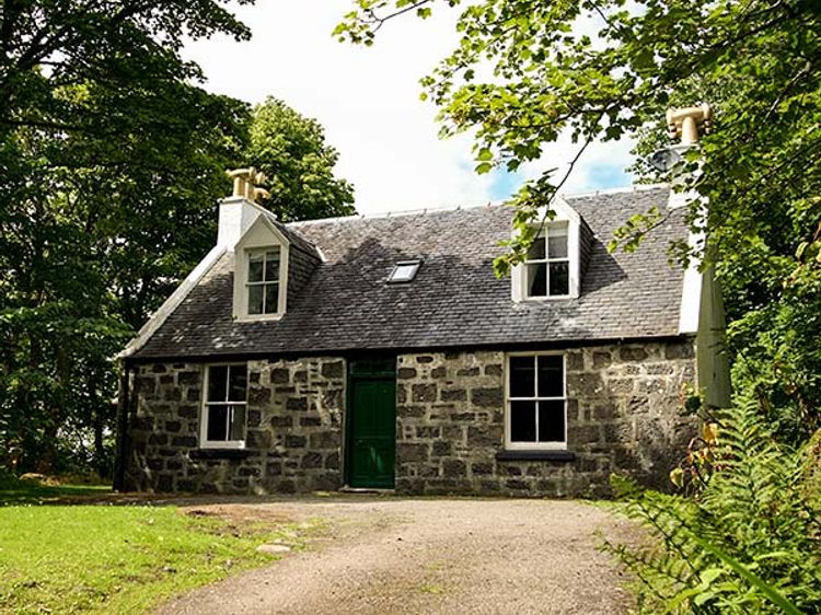 Gardens Cottage Dunvegan Claigan Self Catering Holiday Cottage