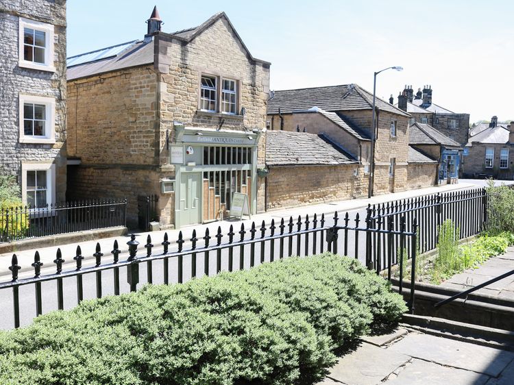 2 Regency House Bakewell Peak District Self Catering Holiday Cottage