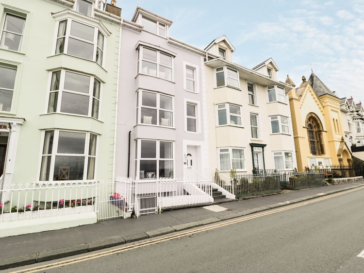 Seaview House Aberdovey Aberdyfi Self Catering Holiday Cottage