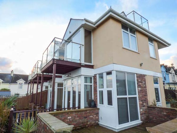 Sea Vista Paignton Hollicombe Devon Self Catering Holiday