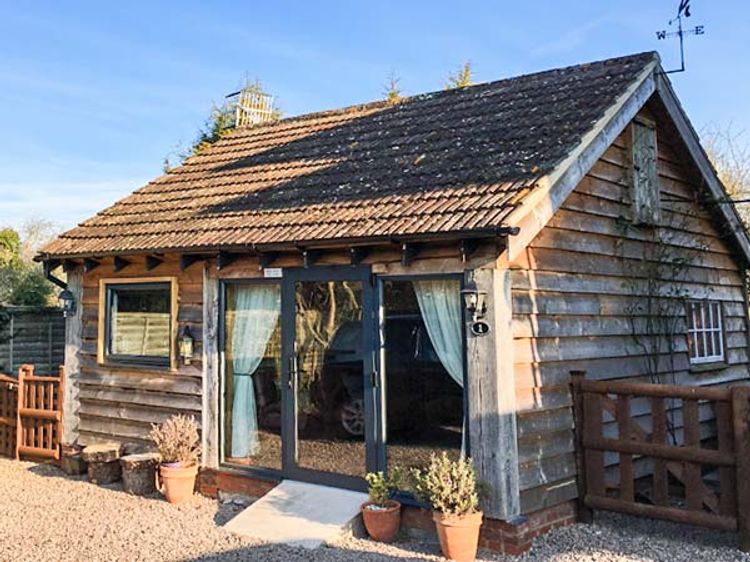 The Pheasant S Nest Welland Self Catering Holiday Cottage