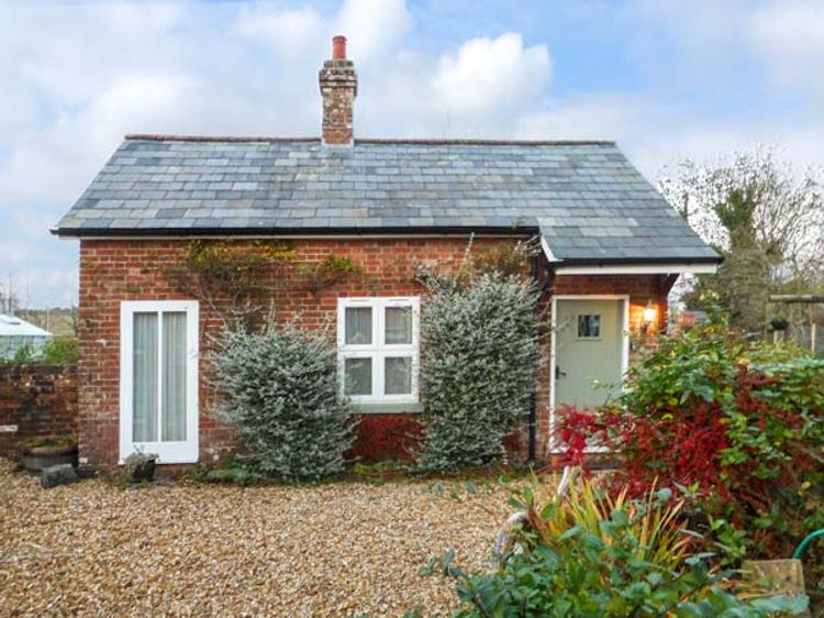 Parkfield Cottage Sturminster Marshall Dorset And Somerset